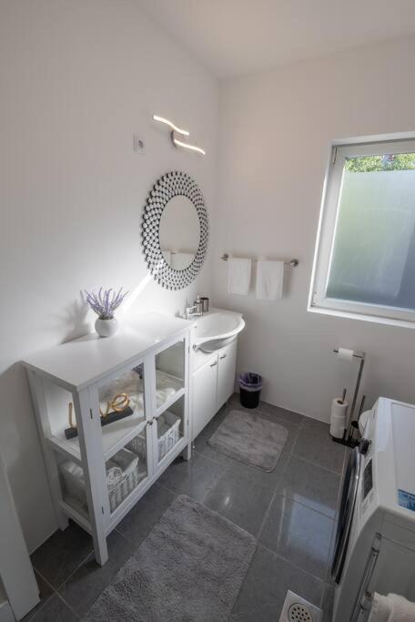 Ferienwohnung Apartman Iva Zadar Exterior foto